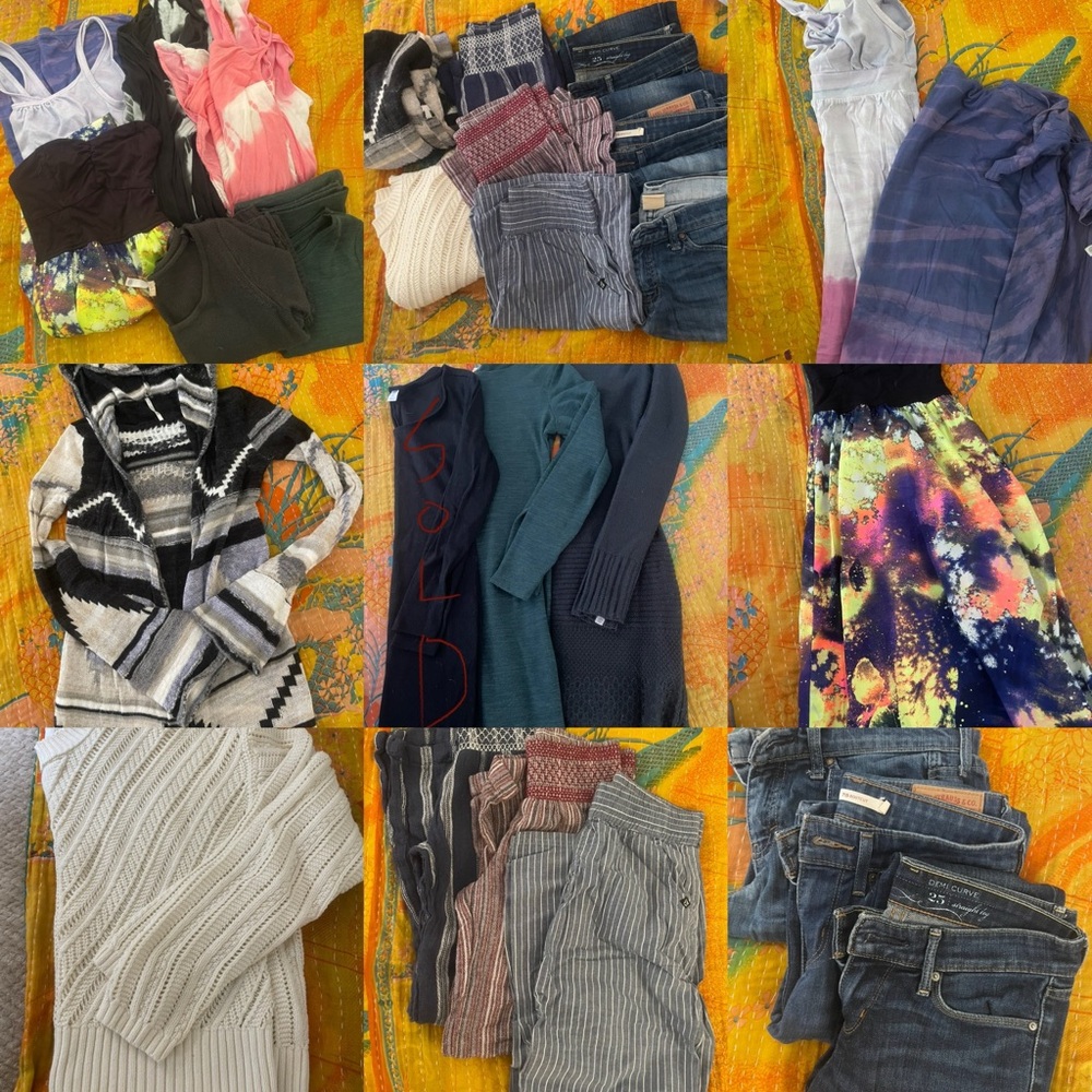 SOLD!!! NICE Women’s 15 Piece Lot!